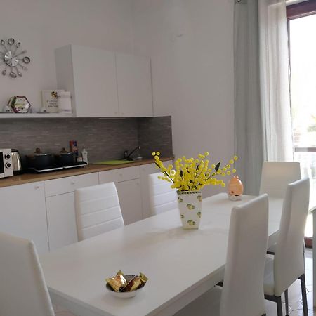 Da Ninnilla Holiday Home Scafati Luaran gambar